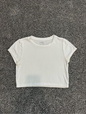 PacSun White Ribbed Short Sleeve Crop Top